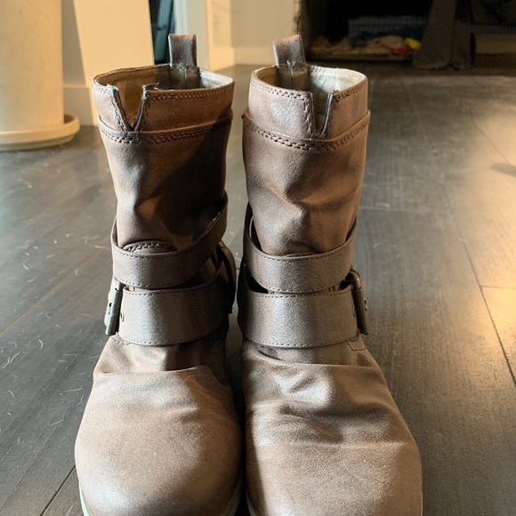 K&M boots - Picture 2 of 3